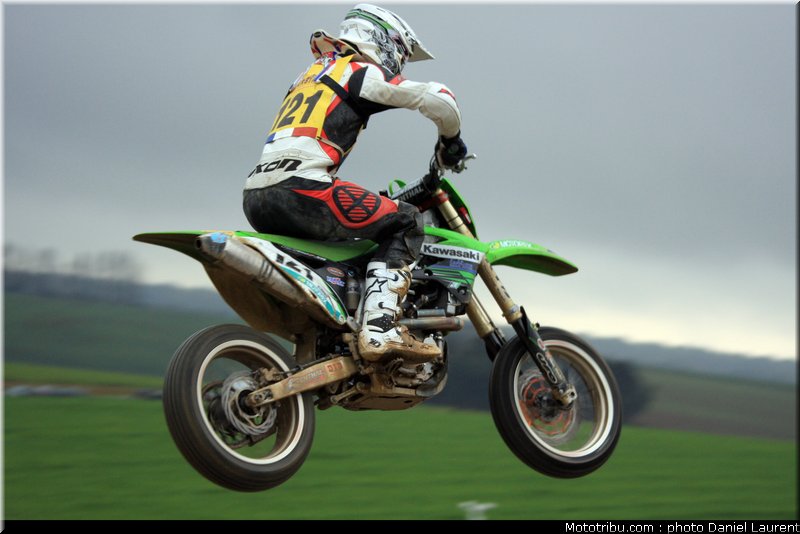 boog_001_superbiker_mettet_2011
