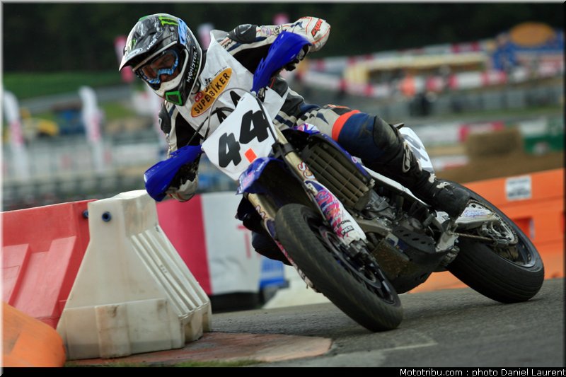 bougard_002_superbiker_mettet_2011