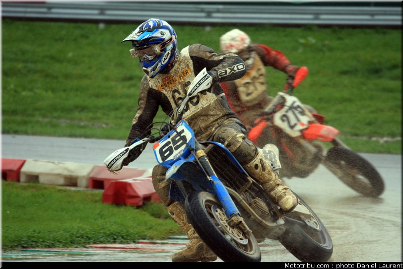 delsupexhe_002_superbiker_mettet_2011