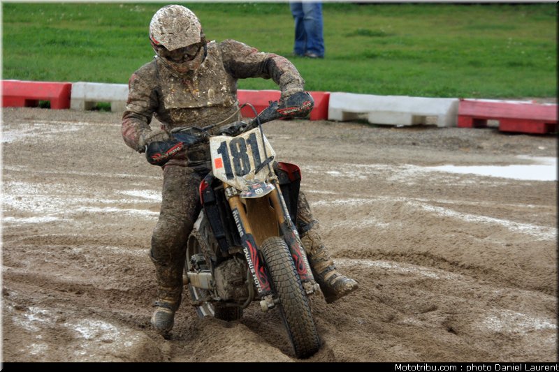 gee_001_superbiker_mettet_2011