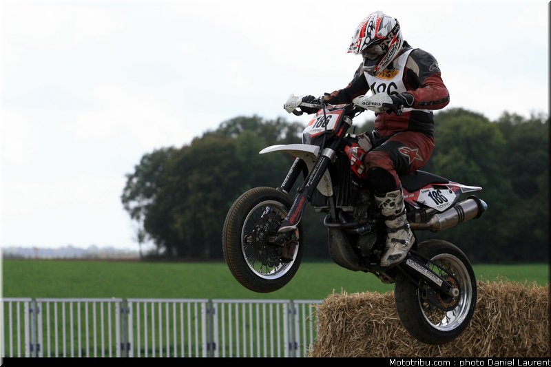 norris_001_superbiker_mettet_2011
