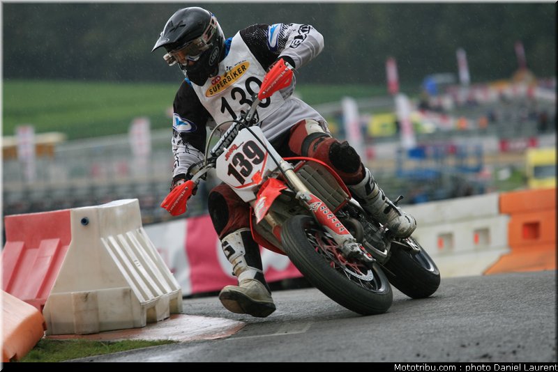pirrard_001_superbiker_mettet_2011