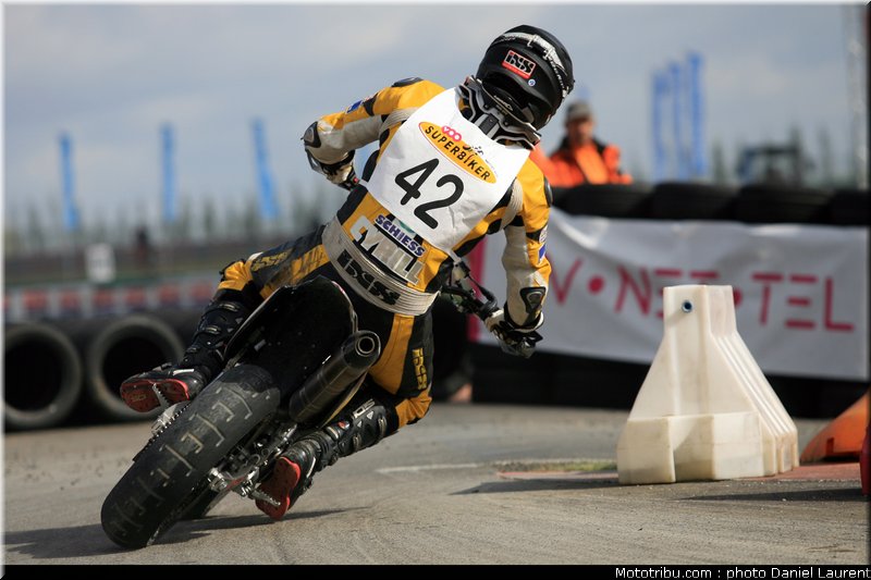 schewuller_001_superbiker_mettet_2011