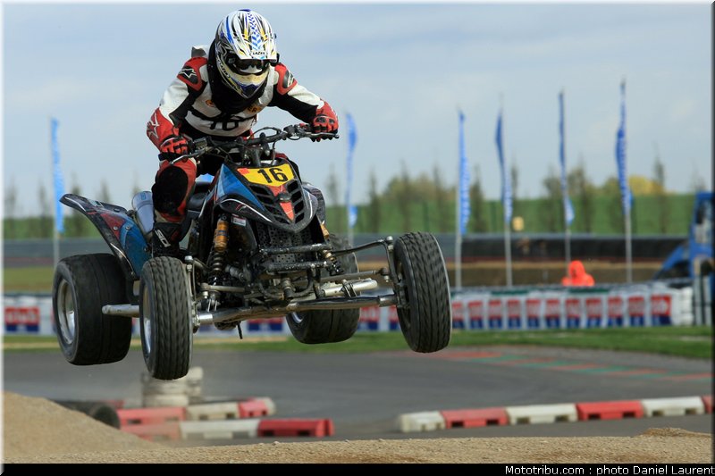 superquader_021_superbiker_mettet_2011