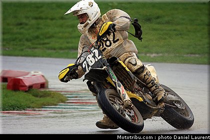 bartolini_002_superbiker_mettet_2011.jpg