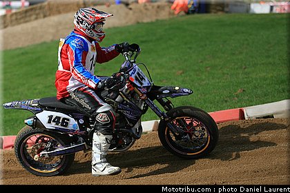 bentley_001_superbiker_mettet_2011.jpg