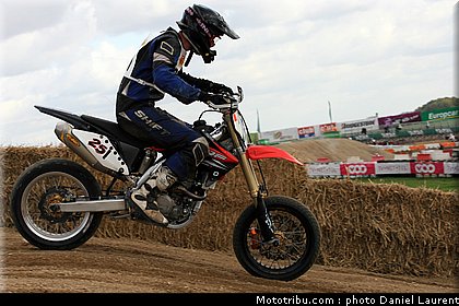 black_001_superbiker_mettet_2011.jpg