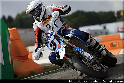 blot_001_superbiker_mettet_2011.jpg
