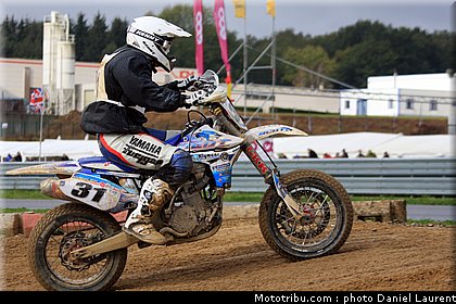 blot_002_superbiker_mettet_2011.jpg