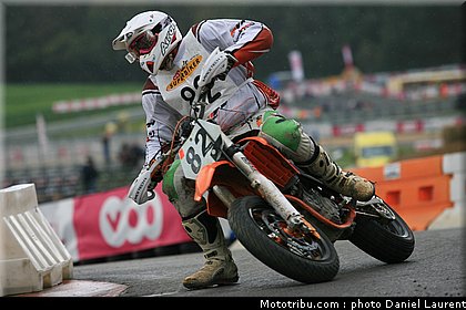 roos_001_superbiker_mettet_2011.jpg