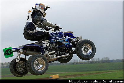 superquader_019_superbiker_mettet_2011.jpg