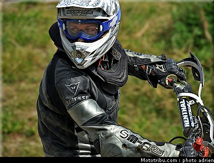 supermotard_002_alp_huez_2011.JPG