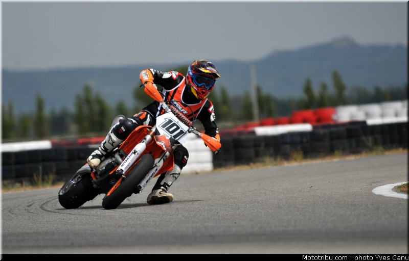 boris_chambon_2012_supermotard_entrainement_15