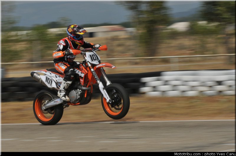boris_chambon_2012_supermotard_entrainement_39