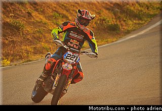 0221_0003_supermotard_2012_alpe_huez_best_of.jpg