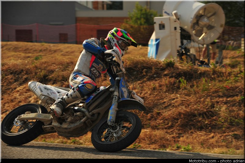 chareyre_t_007_supermoto_2012_france_alpe_huez_07