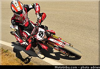 chareyre_a_001_supermoto_2012_france_alpe_huez.jpg