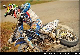 chareyre_t_014_supermoto_2012_france_alpe_huez_14.jpg