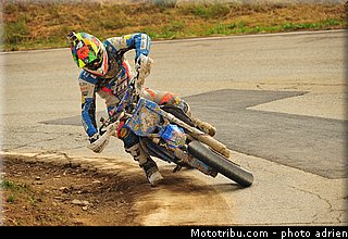 chareyre_t_016_supermoto_2012_france_alpe_huez_16.jpg