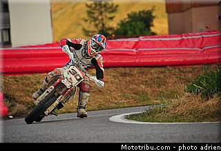 lazzarini_003_supermoto_2012_france_alpe_huez.jpg