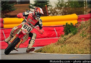 monticelli_d_003_supermoto_2012_france_alpe_huez.jpg