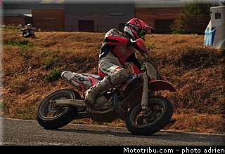 monticelli_d_005_supermoto_2012_france_alpe_huez.jpg