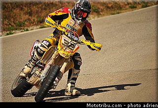 sammartin_003_supermoto_2012_france_alpe_huez.jpg