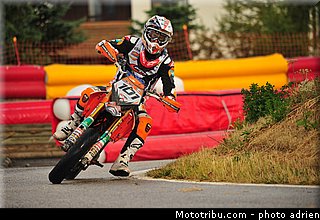 van_den_bosch_003_supermoto_2012_france_alpe_huez.jpg