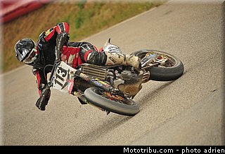 verderosa_004_supermoto_2012_france_alpe_huez.jpg