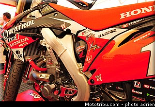 paddock_supermotard_2012_alpe_huez_013.jpg