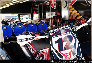 paddock_supermotard_2012_alpe_huez_018.jpg