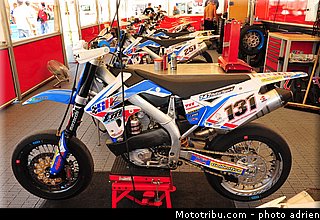 paddock_supermotard_2012_alpe_huez_039.jpg