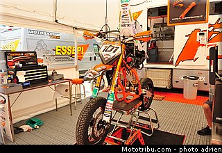 paddock_supermotard_2012_alpe_huez_053.jpg