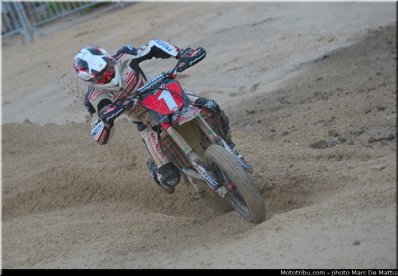 prestige_0001_009_supermotard_2012_alpe_huez
