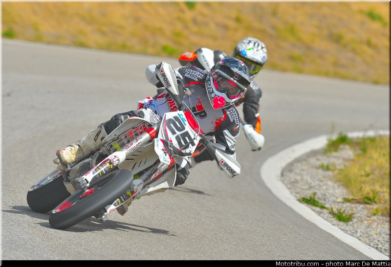 prestige_0025_001_supermotard_2012_alpe_huez