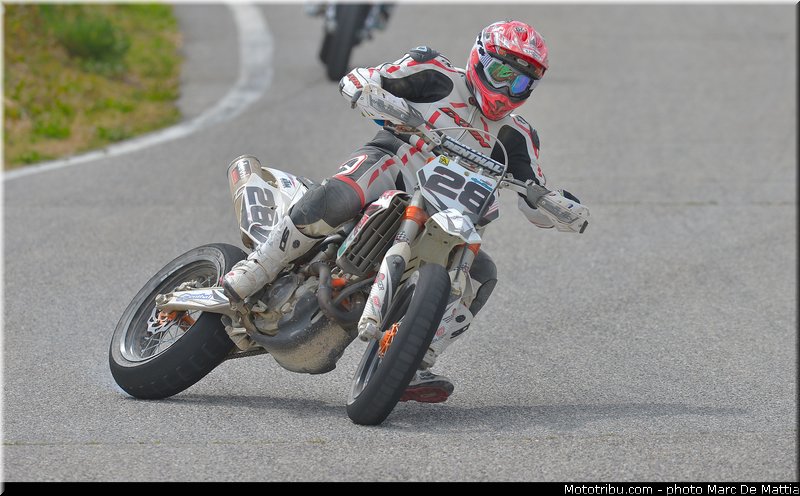 prestige_0028_001_supermotard_2012_alpe_huez