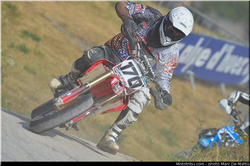 prestige_0170_001_supermotard_2012_alpe_huez