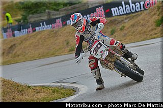 italie_lazzarini_002_supermotard_2012_alpe_huez.jpg