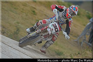 italie_lazzarini_003_supermotard_2012_alpe_huez.jpg