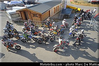 prestige_ambiance_003_supermotard_2012_alpe_huez.jpg