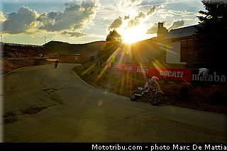 prestige_ambiance_009_supermotard_2012_alpe_huez.jpg