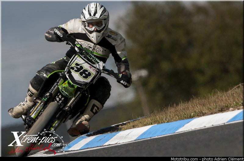 europe_moschini_001_supermotard_carole_2012