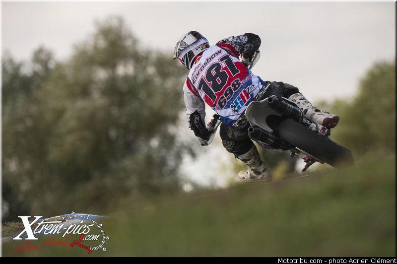 europe_rihak_001_supermotard_carole_2012