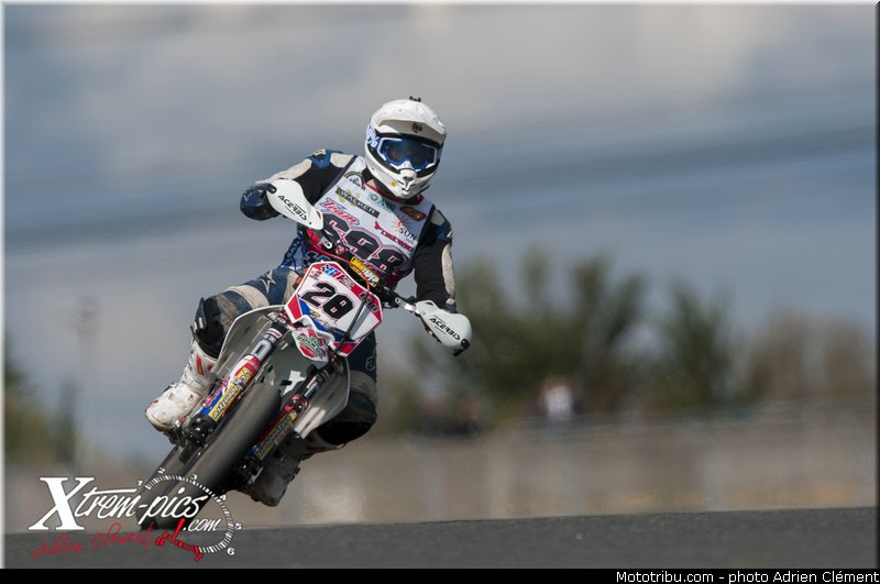 europe_walker_003_supermotard_carole_2012