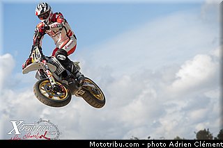 mondial_escalera_003_supermotard_carole_2012.jpg
