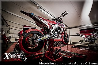 mondial_lazzarini_002_supermotard_carole_2012.jpg