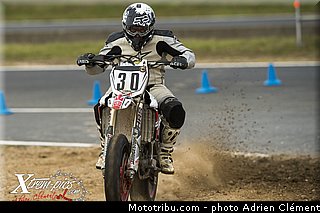 nationale_elmoni_002_supermotard_carole_2012.jpg