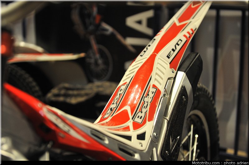 moto_09_trial_indoor_marseille_2010