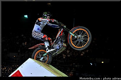 bou_010_trial_indoor_marseille_2010.JPG