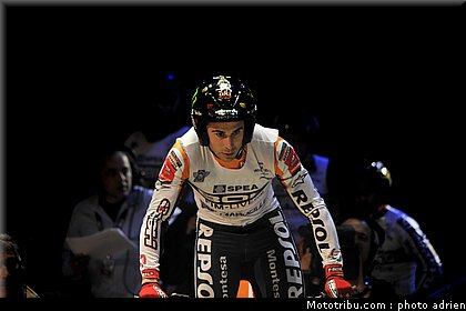 bou_016_trial_indoor_marseille_2010.JPG